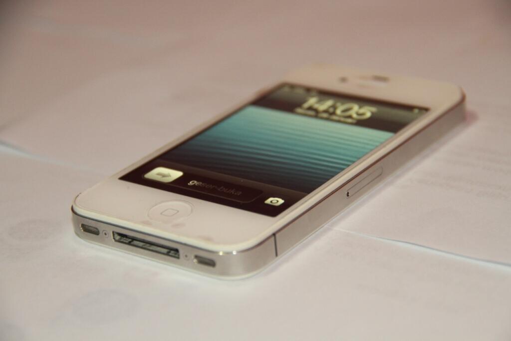 iphone 4 surabaya