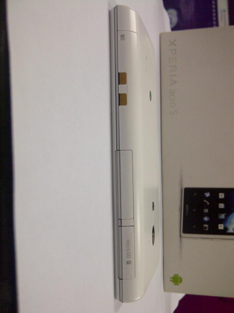 sony ericsson acro s lt26 white,mulus,garansi panjaang.murah boss