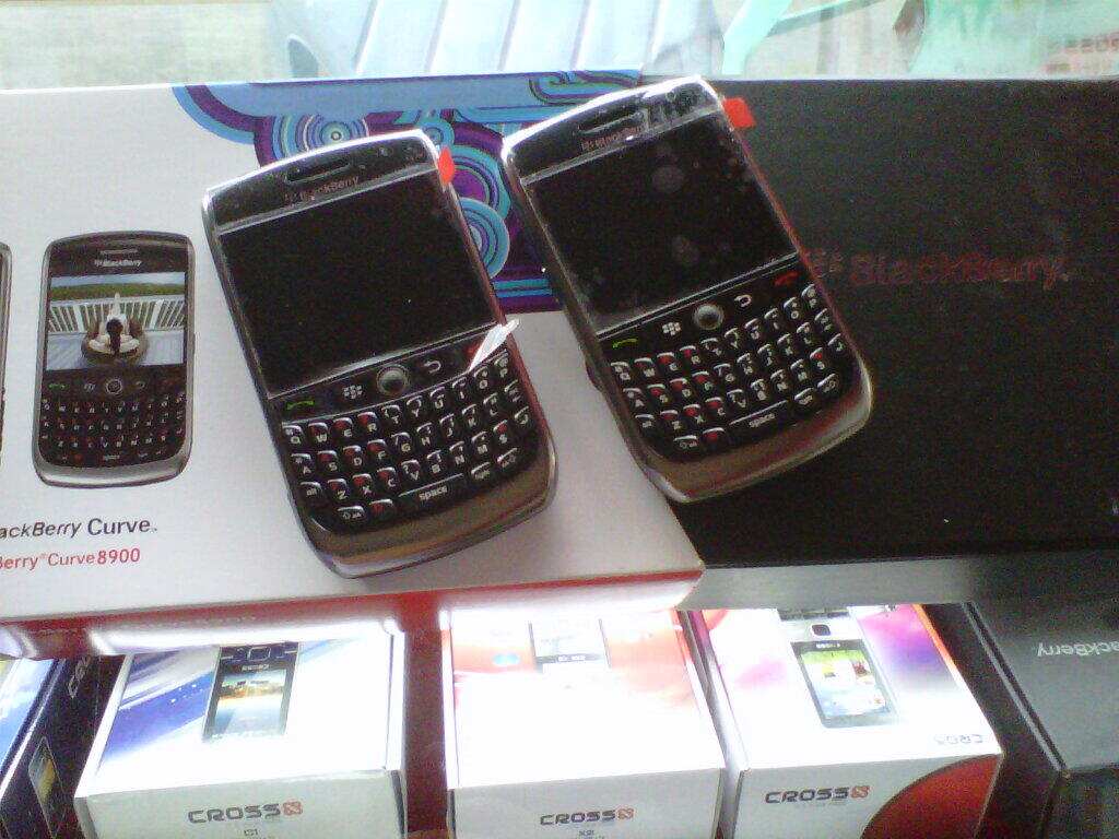 BB javelin 8900, Tour 9630 GSM