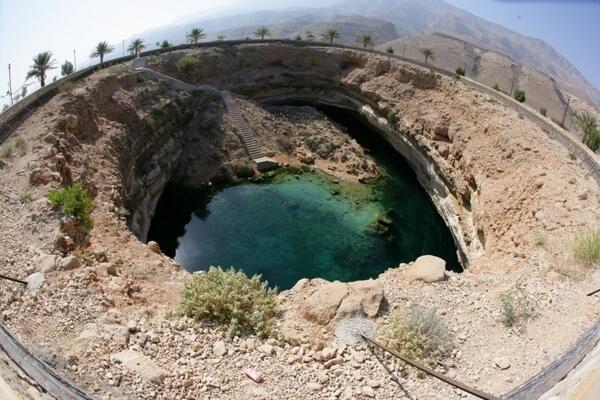 10 Sinkhole Terbesar di Dunia