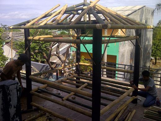 Terjual SAUNG RUMAH PONDOK BAMBU MURAH NAMUN ARTISTIK  KASKUS