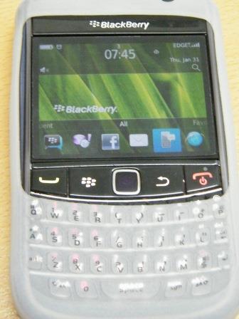 wTs blackberry essex 9650 mulusss komplit Bandung