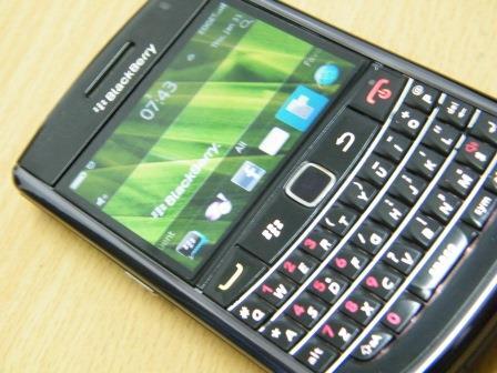 wTs blackberry essex 9650 mulusss komplit Bandung