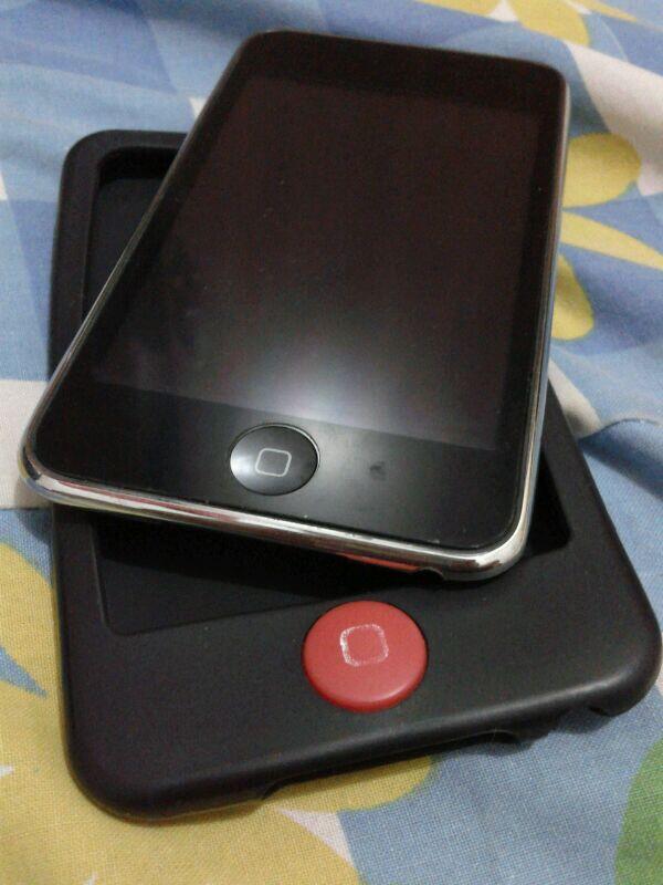 ipod touch 2nd gen - black