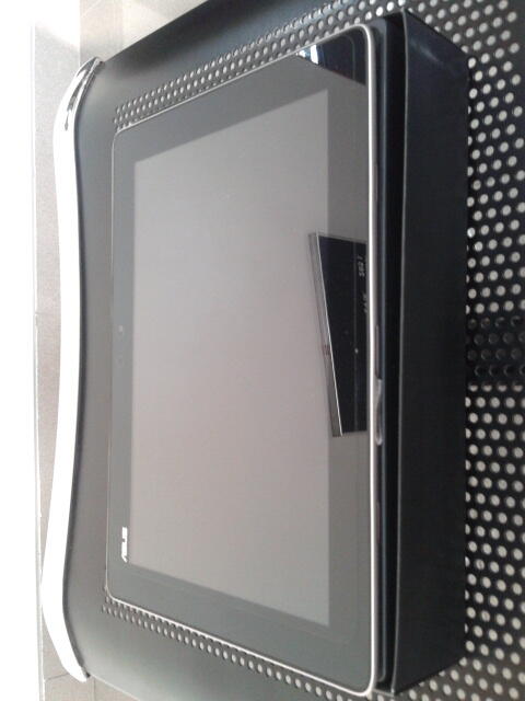 JUAL ASUS Transformer Pad TF300TG 32Gb 5JT Gak Nyesel gan!!