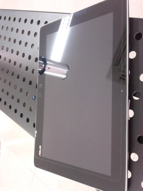 JUAL ASUS Transformer Pad TF300TG 32Gb 5JT Gak Nyesel gan!!