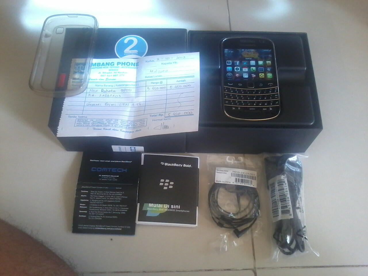 Jual bb 9900 Dakota garansi 21bln ctn/comtech lagi