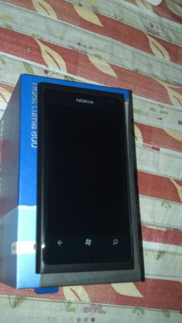 (repost) LUMIA 800 BLACK LIKE NEW GRS PANJANG