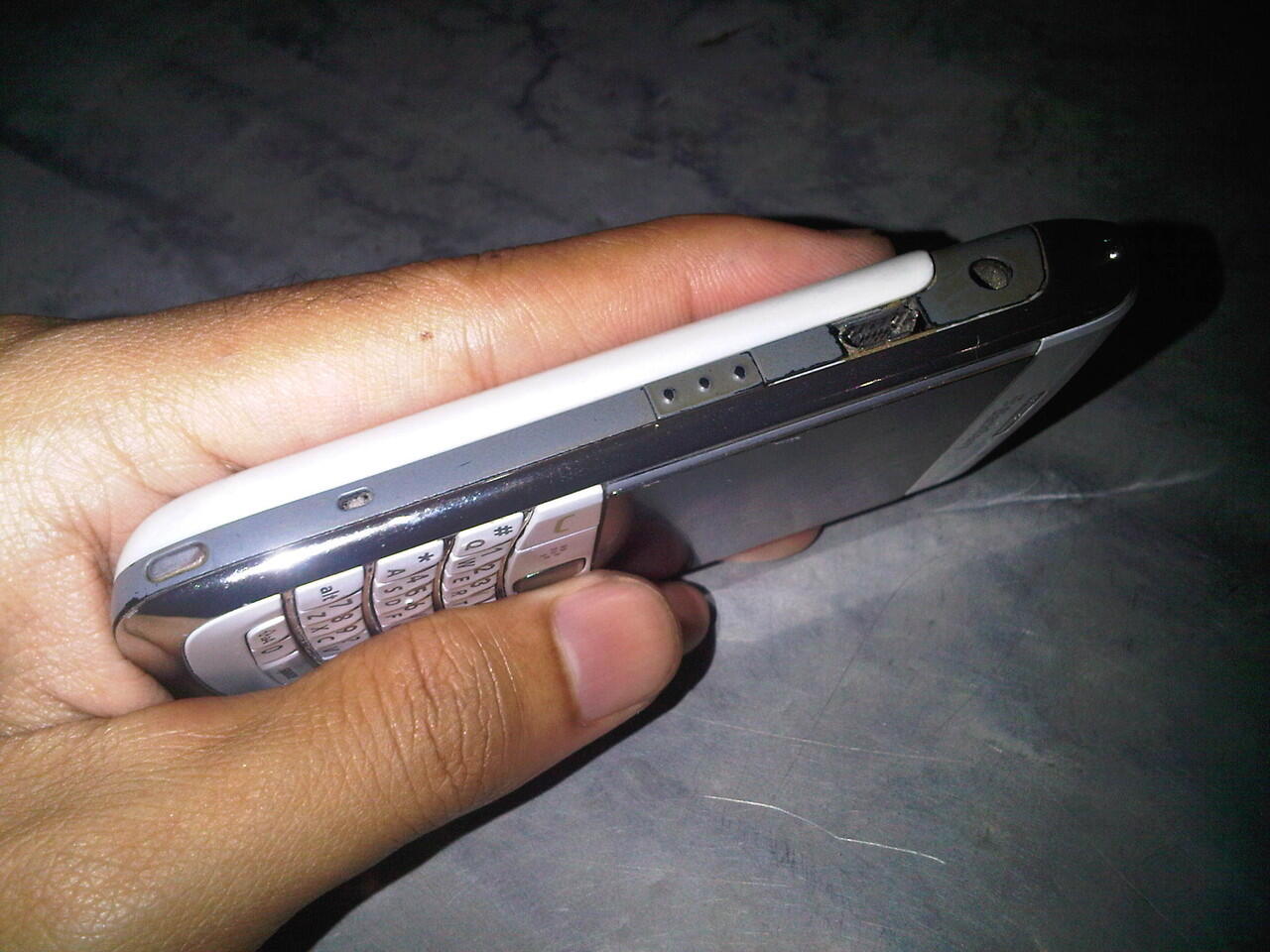 onyx 2 white semarang