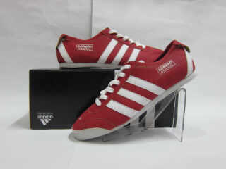 adidas~Nike~adidas~Nike~adidas~Nike~adidas~Nike~adidas~Nike~adidas~Nike~adidas~Nike