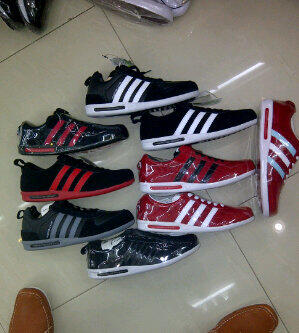 adidas~Nike~adidas~Nike~adidas~Nike~adidas~Nike~adidas~Nike~adidas~Nike~adidas~Nike