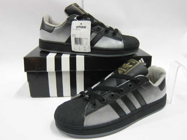 adidas~Nike~adidas~Nike~adidas~Nike~adidas~Nike~adidas~Nike~adidas~Nike~adidas~Nike