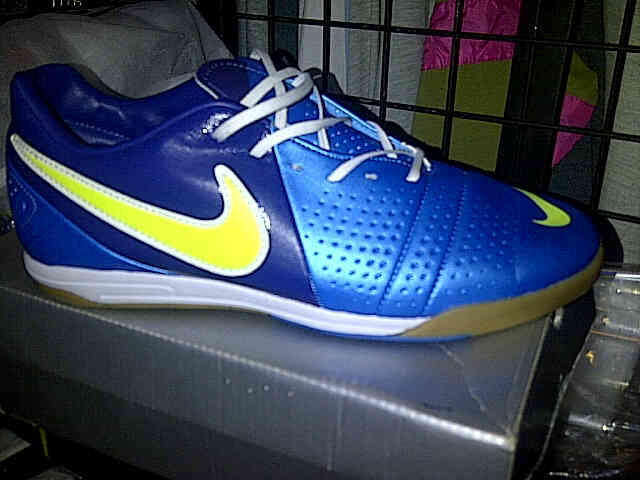 adidas~Nike~adidas~Nike~adidas~Nike~adidas~Nike~adidas~Nike~adidas~Nike~adidas~Nike
