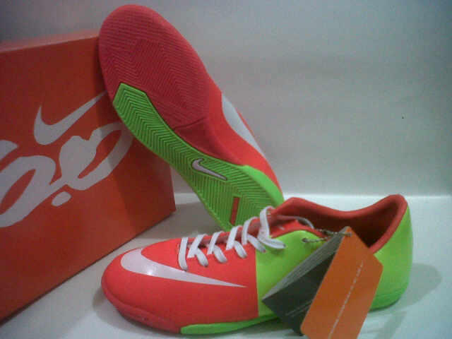 adidas~Nike~adidas~Nike~adidas~Nike~adidas~Nike~adidas~Nike~adidas~Nike~adidas~Nike