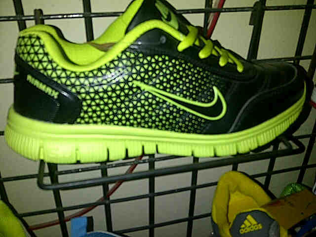 adidas~Nike~adidas~Nike~adidas~Nike~adidas~Nike~adidas~Nike~adidas~Nike~adidas~Nike