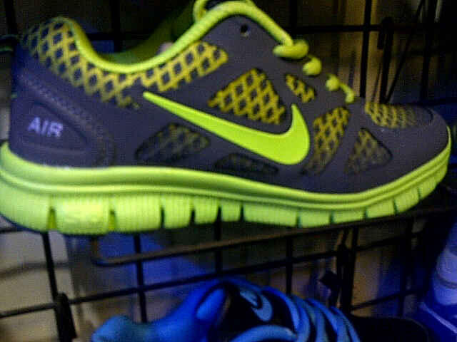 adidas~Nike~adidas~Nike~adidas~Nike~adidas~Nike~adidas~Nike~adidas~Nike~adidas~Nike