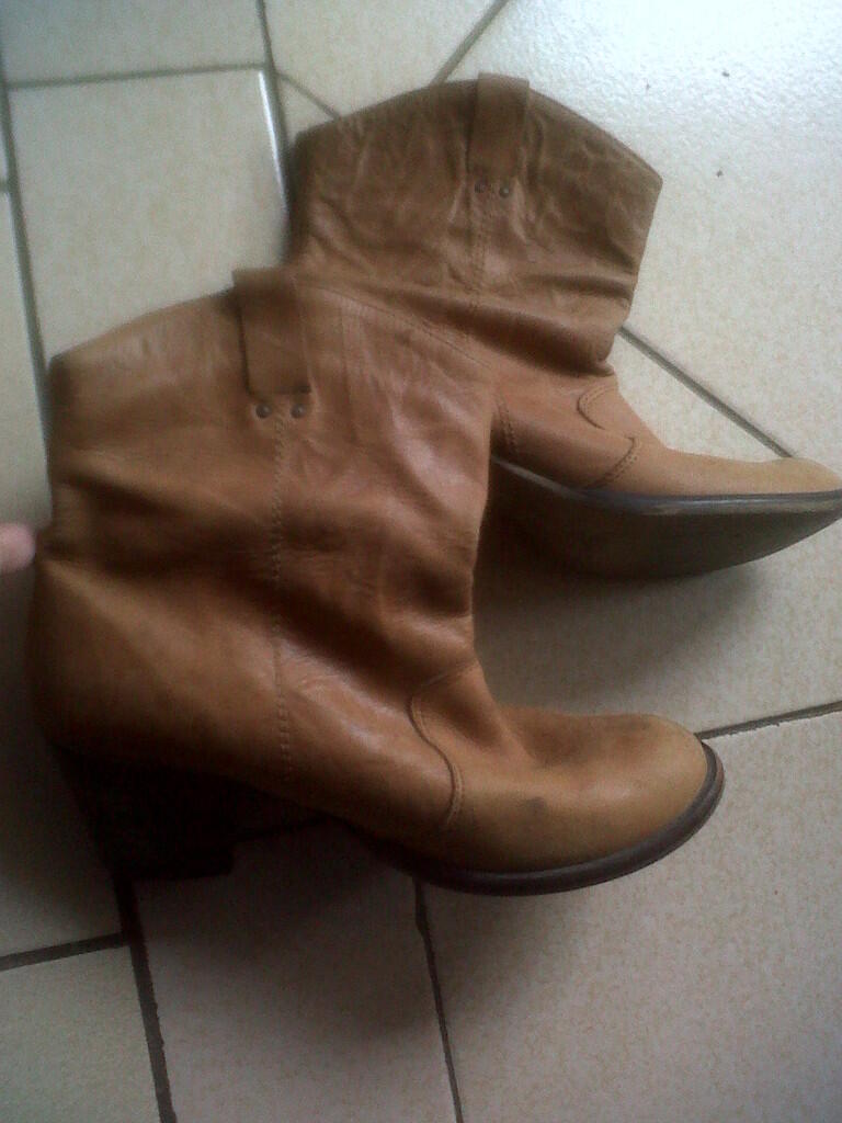 FAST SALE TOPSHOP BOOTS