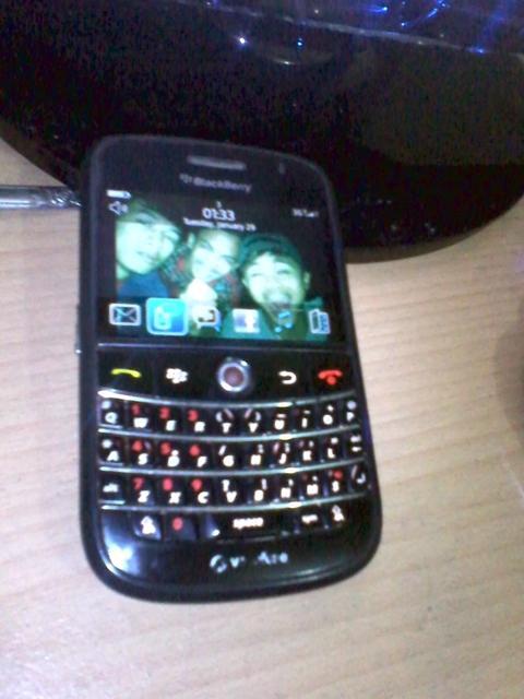 blackberry bold 9000