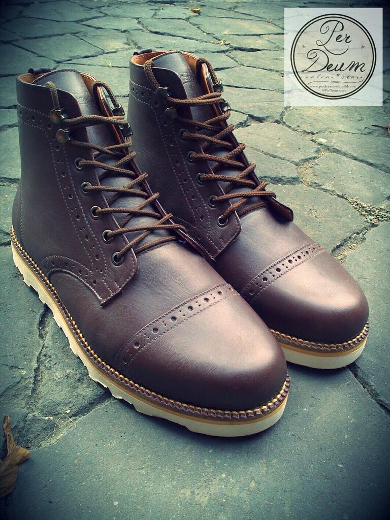 The Per Deum Handmade Custom Footwear
