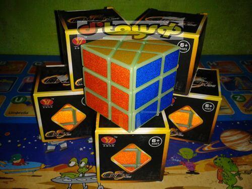 Cuci gudang aneka rubik dan finger board -- by bro-rubik