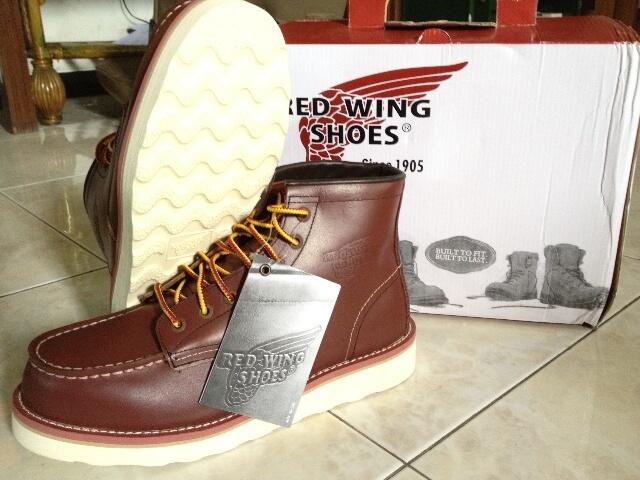 For Sale RED WING 8875 Deep Red size 42 ORI