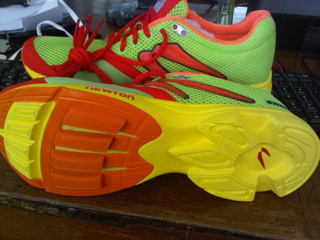 wts / Jual : SEPATU/SHOES SPORT " NEWTON RUNNING Murah,Original,RARE, OBRAL