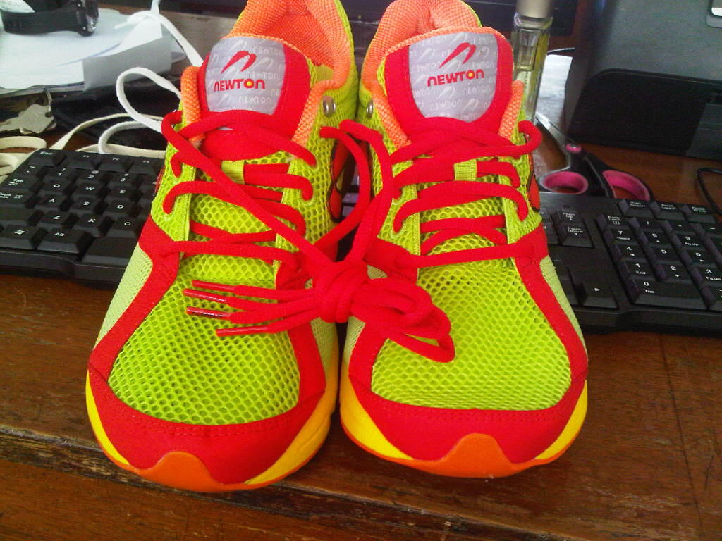 wts / Jual : SEPATU/SHOES SPORT " NEWTON RUNNING Murah,Original,RARE, OBRAL