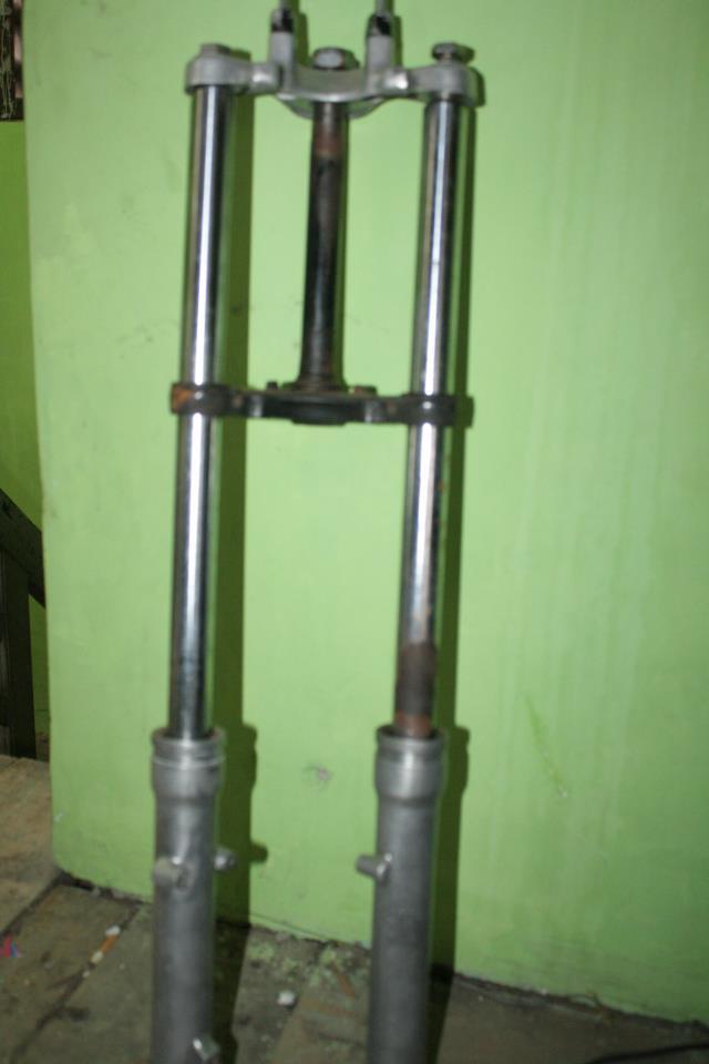 part tiger (stang,velg,ban) shock cb