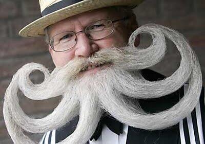 ayo..ayo..yang pengen punya kumis!!! (Must See)