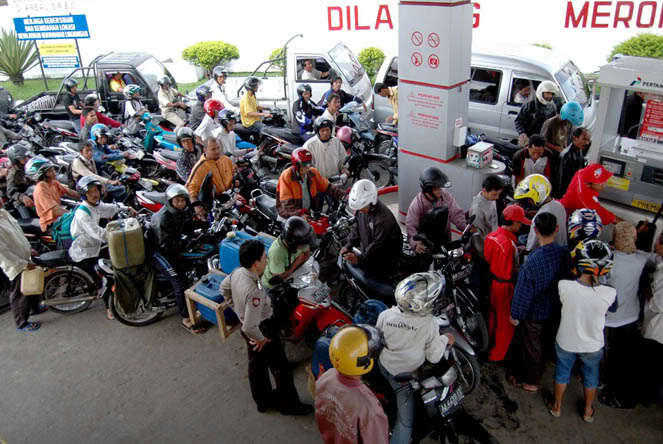 12 Sifat mayoritas Orang Indonesia