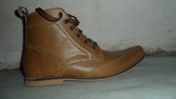 Sepatu Boot Kulit Asli Warna Coklat