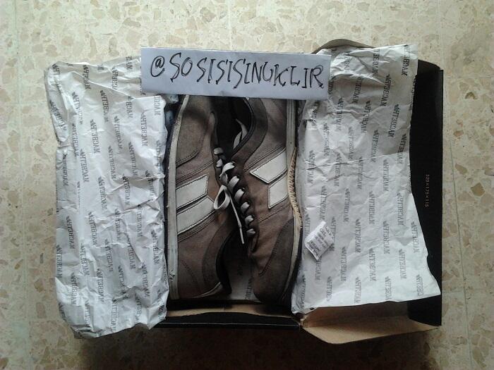 WTS Macbeth Brighton Grey White Size 9/42 Original 2nd Murah