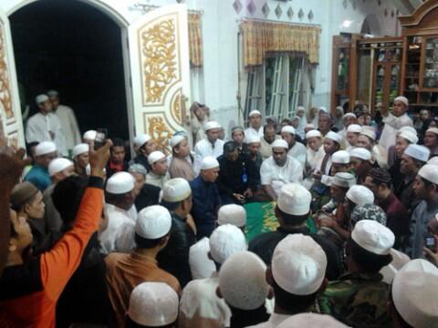 KH. Ahmad Bakrie, Satu Lagi Ulama besar Kalimantan Berpulang. 