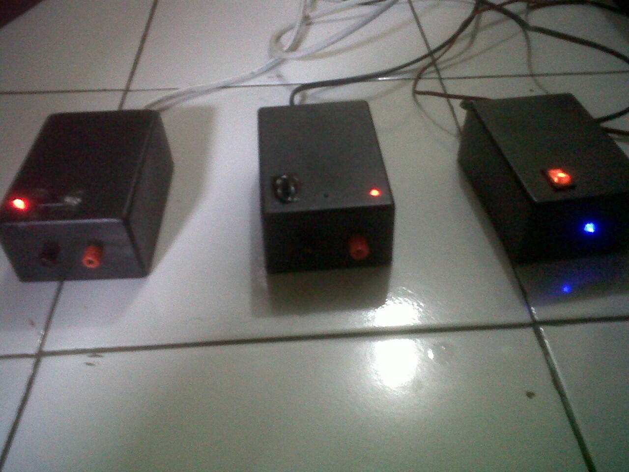 Adaptor custom untuk alat-alat listrik