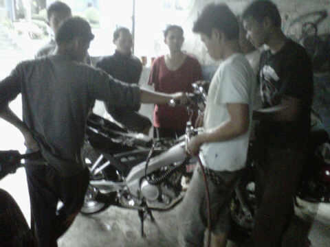 alat service kendaraan injection yamaha honda( injection cleaner tool set by WURTH )