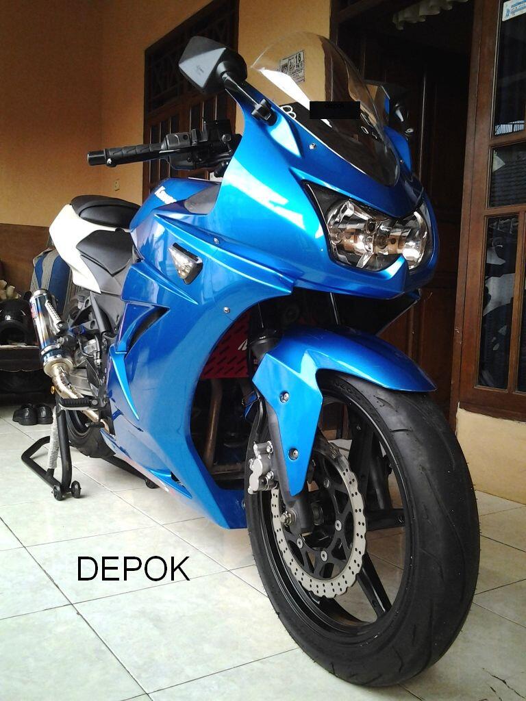 Cari Kawasaki Ninja 250 Blue Candy Biru Tahun 2009 Depok MANTAPS