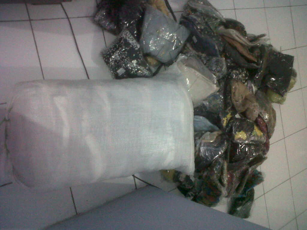 JUAL Baju Import Second Balan/karungan tersortir