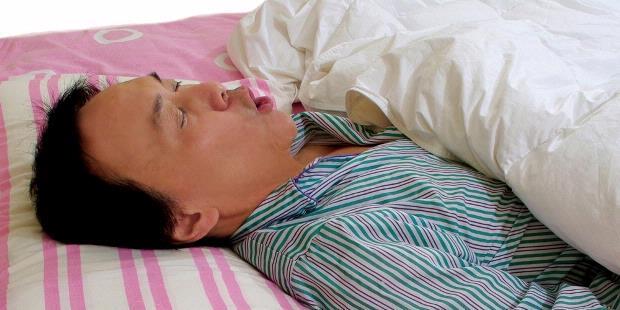 Ngorok Lebih Berbahaya Dibanding Kegemukan atau Rokok