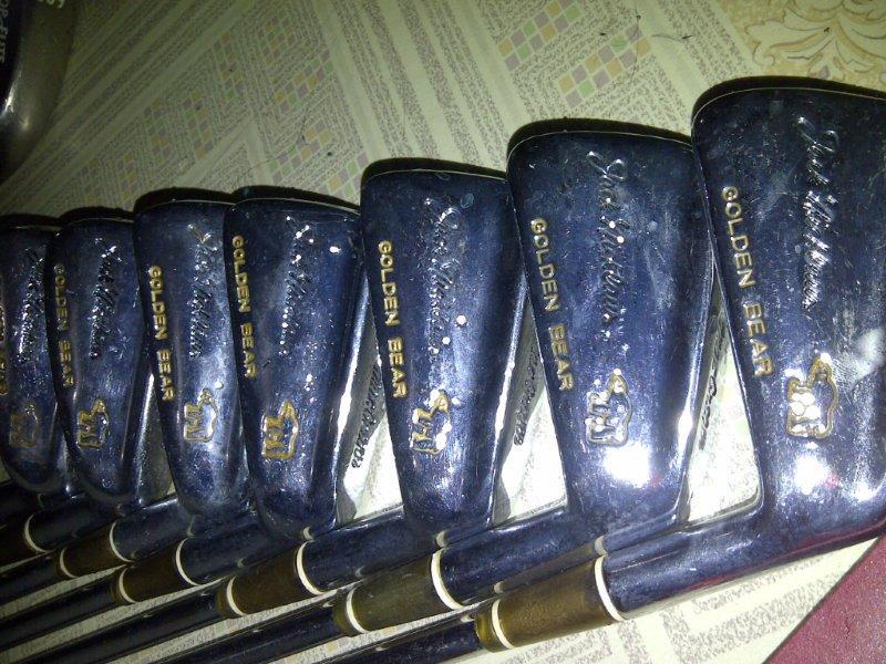 DIJUAL SATU SET STICK GOLF PLUS TAS MEREK KING COBRA