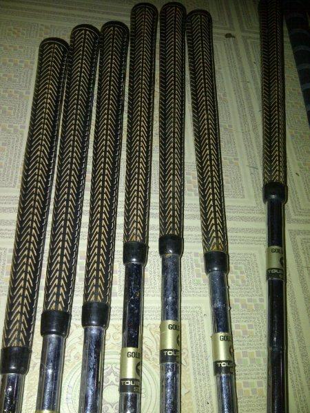 DIJUAL SATU SET STICK GOLF PLUS TAS MEREK KING COBRA