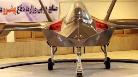 Iran luncurkan jet tempur siluman