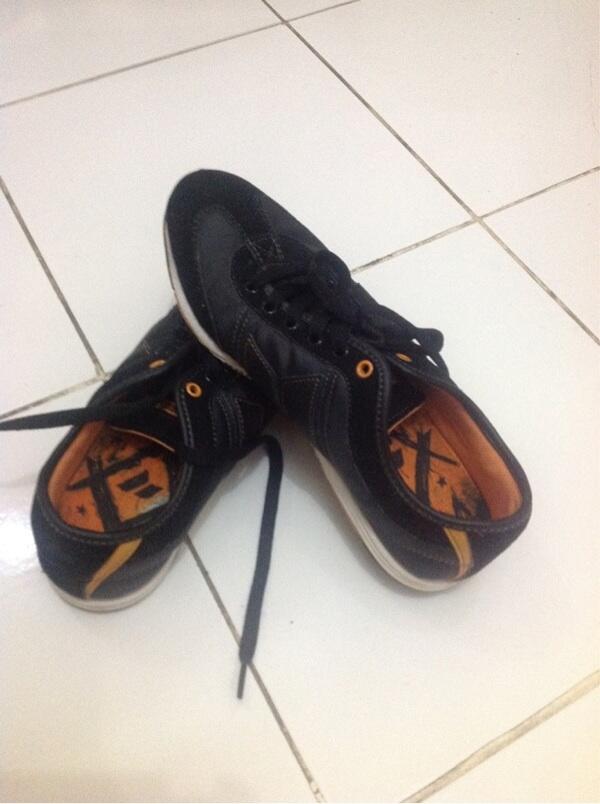 WTS Macbeth Footwear 100% original