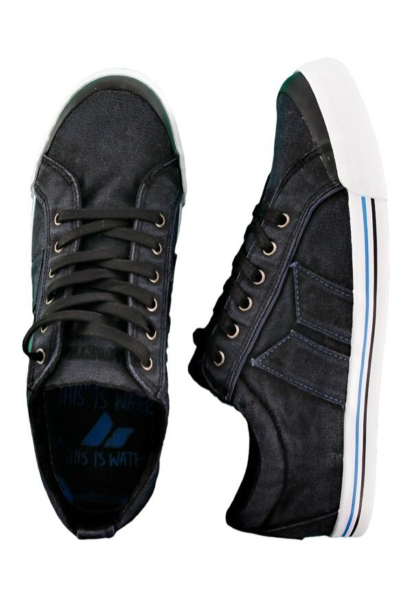 WTS Macbeth Footwear 100% original