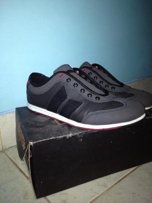 WTS Macbeth Footwear 100% original