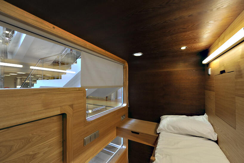 &quot;Sleepbox&quot;, Hotel Mini di Bandara atau Stasiun