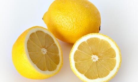 Lemon Obat Jerawat Yang Ampuh?