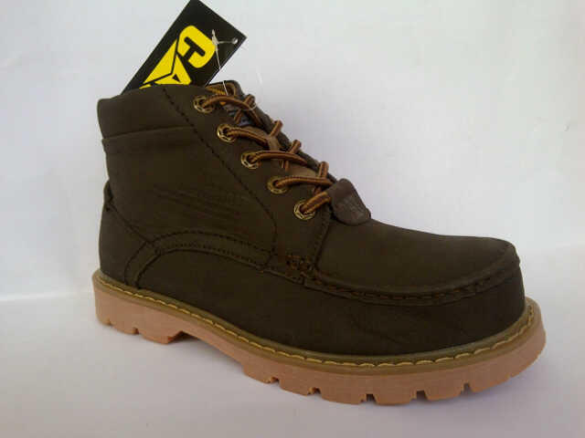 SEPATU BOOTS MAUT LEGIT ! CATERPILLAR MADE IN USA SIZE FOR CHINA MARKET CEK THIS OUT
