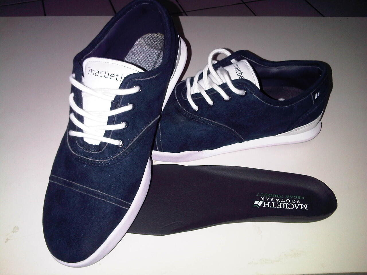 MACBETH GATSBY MIDNIGHT WHITE MACBETH FALL HOLIDAY 2012