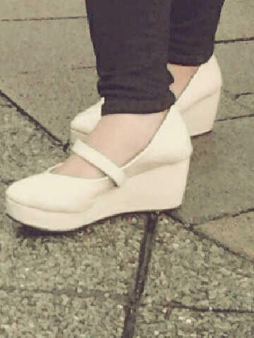 CASUAL WEDGES PEACH