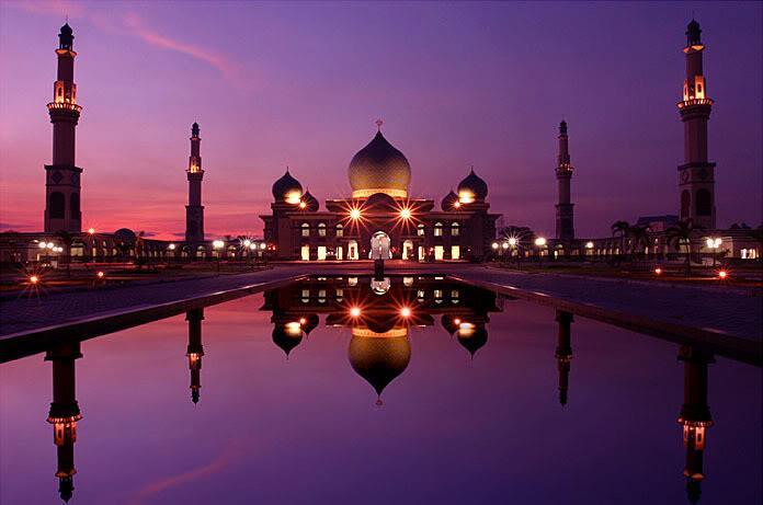 Masjid - Masjid Terindah di Indonesia.